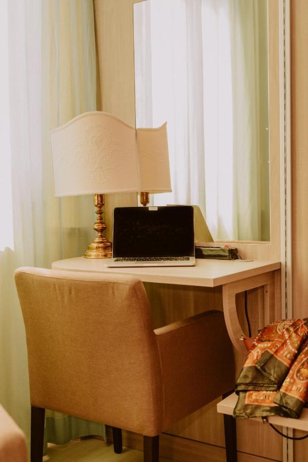 Hotel Valentino Centro Storico 오르비에토 외부 사진