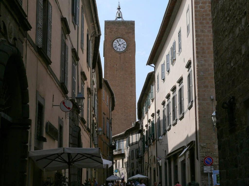 Hotel Valentino Centro Storico 오르비에토 외부 사진